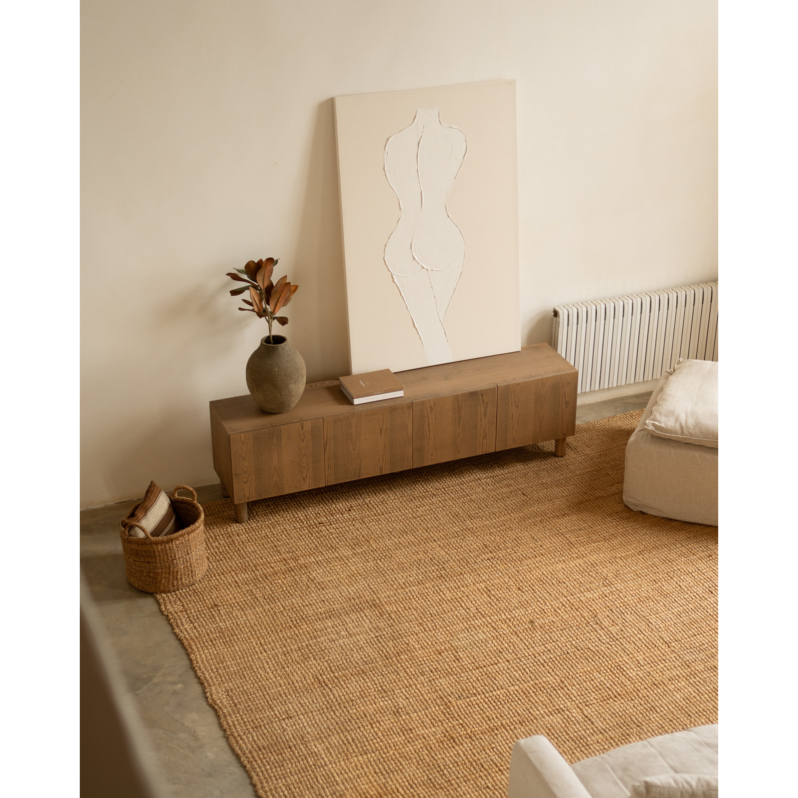 Mueble TV de chapa de madera de fresno natural en tono avellana en varias medidas