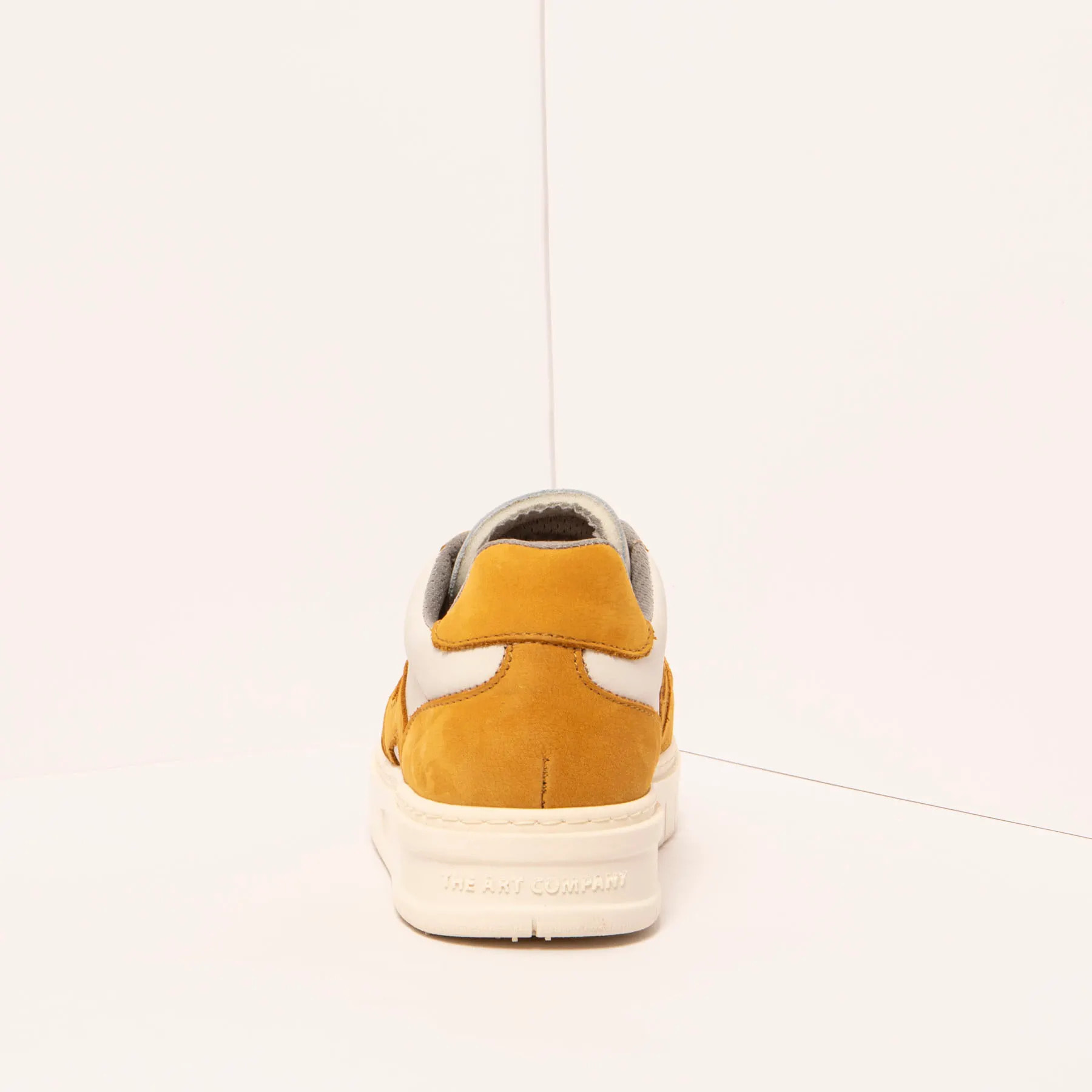 Zapatillas 1777 NOBUCK HONEY-CREAM/BELLEVILLE color Honey-cream