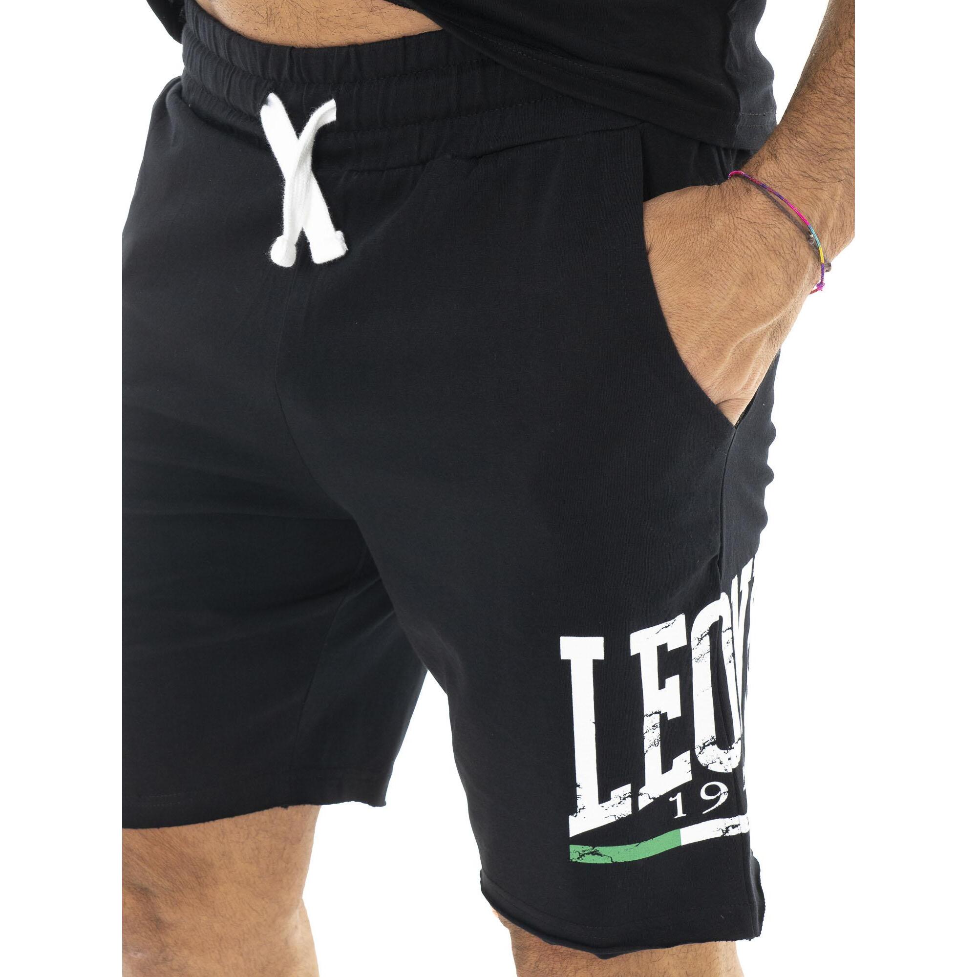 Completo set da uomo composto da t-shirt e pantaloncini vintage Leone Basic