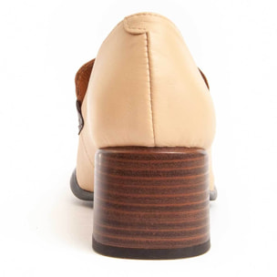 Mocasín De Tacón - Beige - Altura: 5 Cm