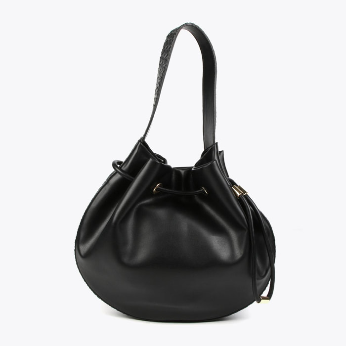 Borsa mezza luna dettagli intrecciati