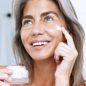 Densitium - Crème Correction Globale Anti-Age Rides Installées Taches Fermeté 50 ml