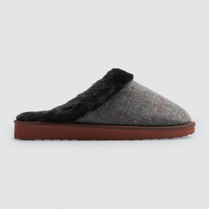 Pantofole a quadri con pelliccia