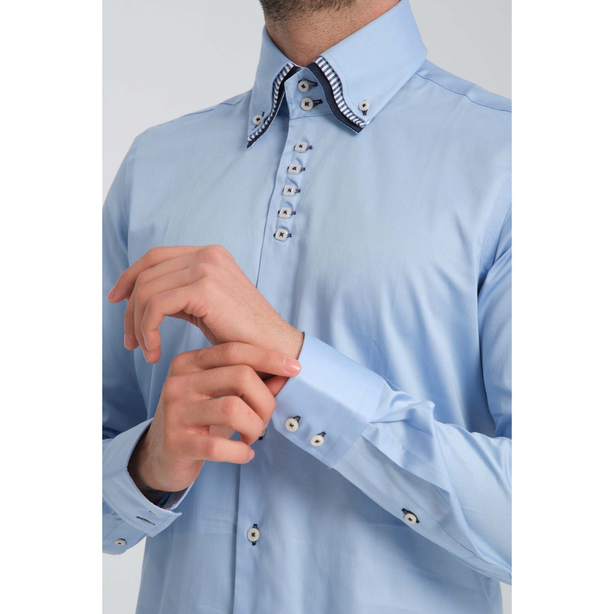 Camicia Uomo 2 Bottoni Button Down Triplo Collo Slim Satin Unito Celeste
