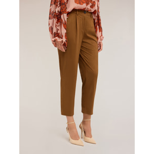 Motivi - Pantaloni regular con pieghe - Marrone