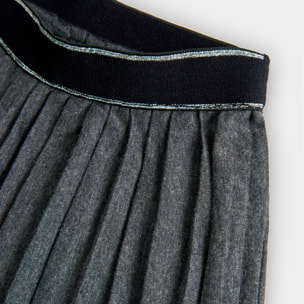 Bermudas punto plisado de niña