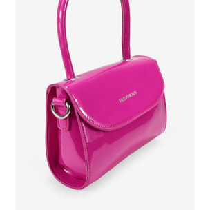 Bolso pequeño rosa de charol con solapa