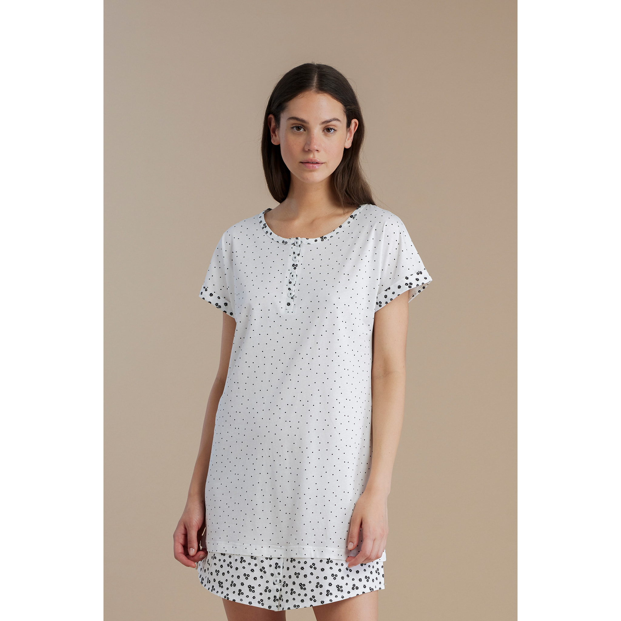 Camicia da notte donna in cotone con collo quattro bottoni articolo dot Noidinotte
