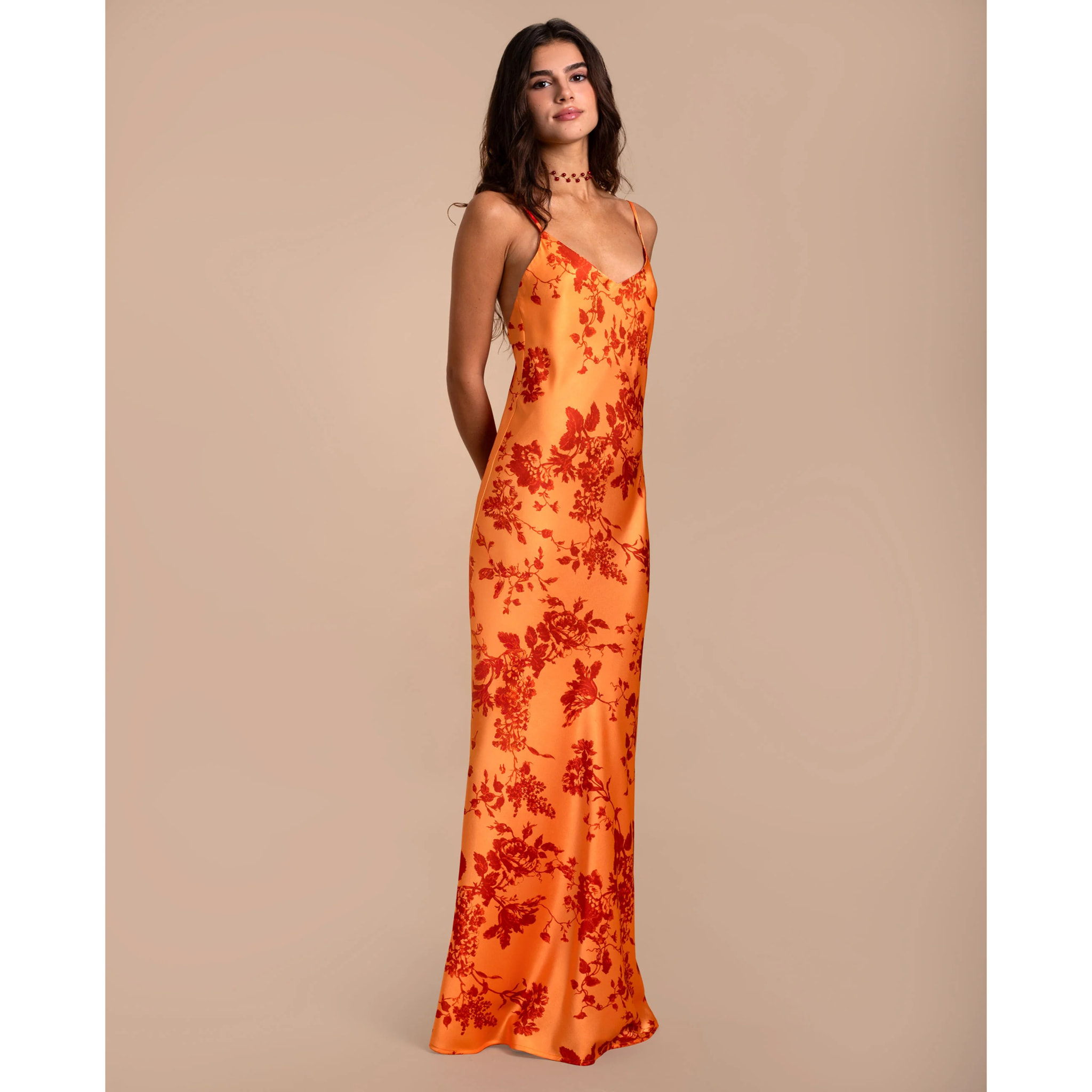 Vestido largo lencero con tirantes