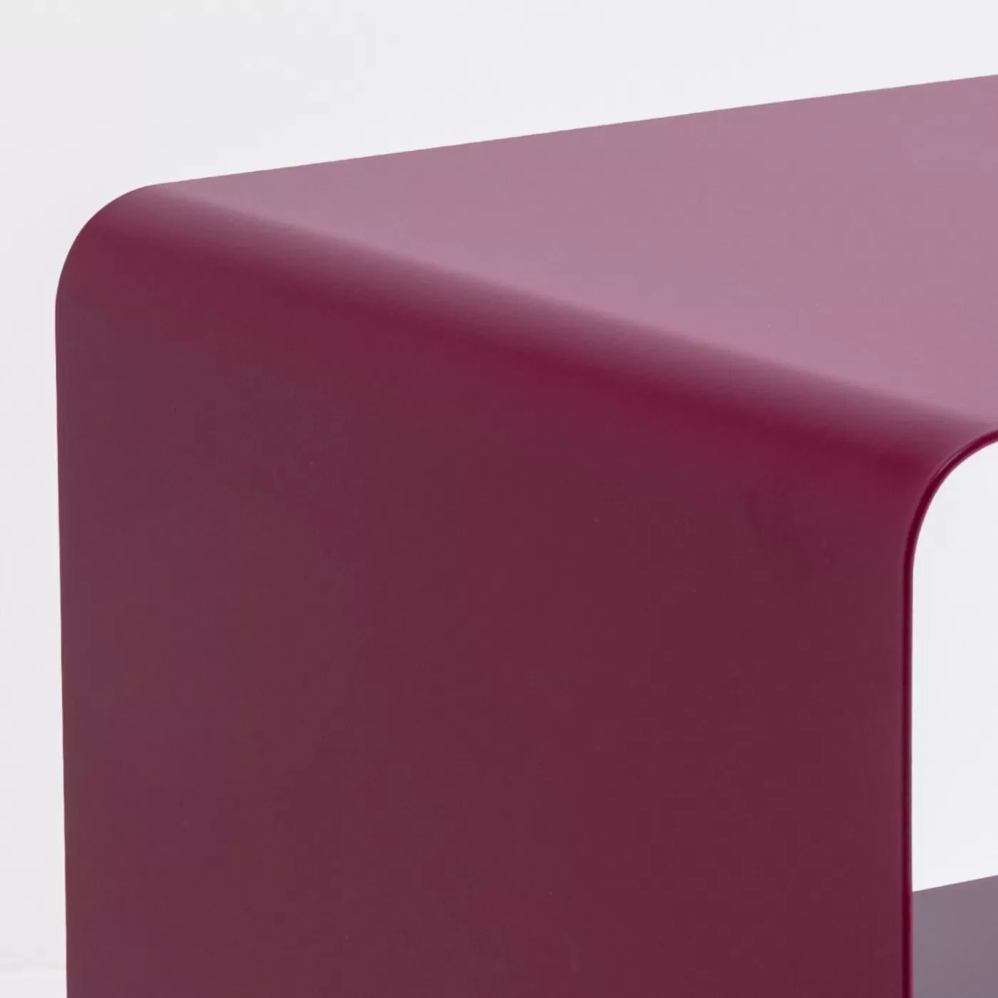 Table d'appoint Lounge violette Kare Design