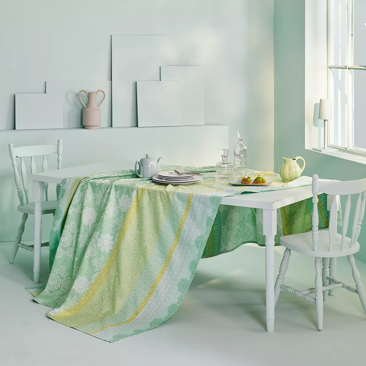Nappe pur coton enduit motif jacquard vert Mille lace amande