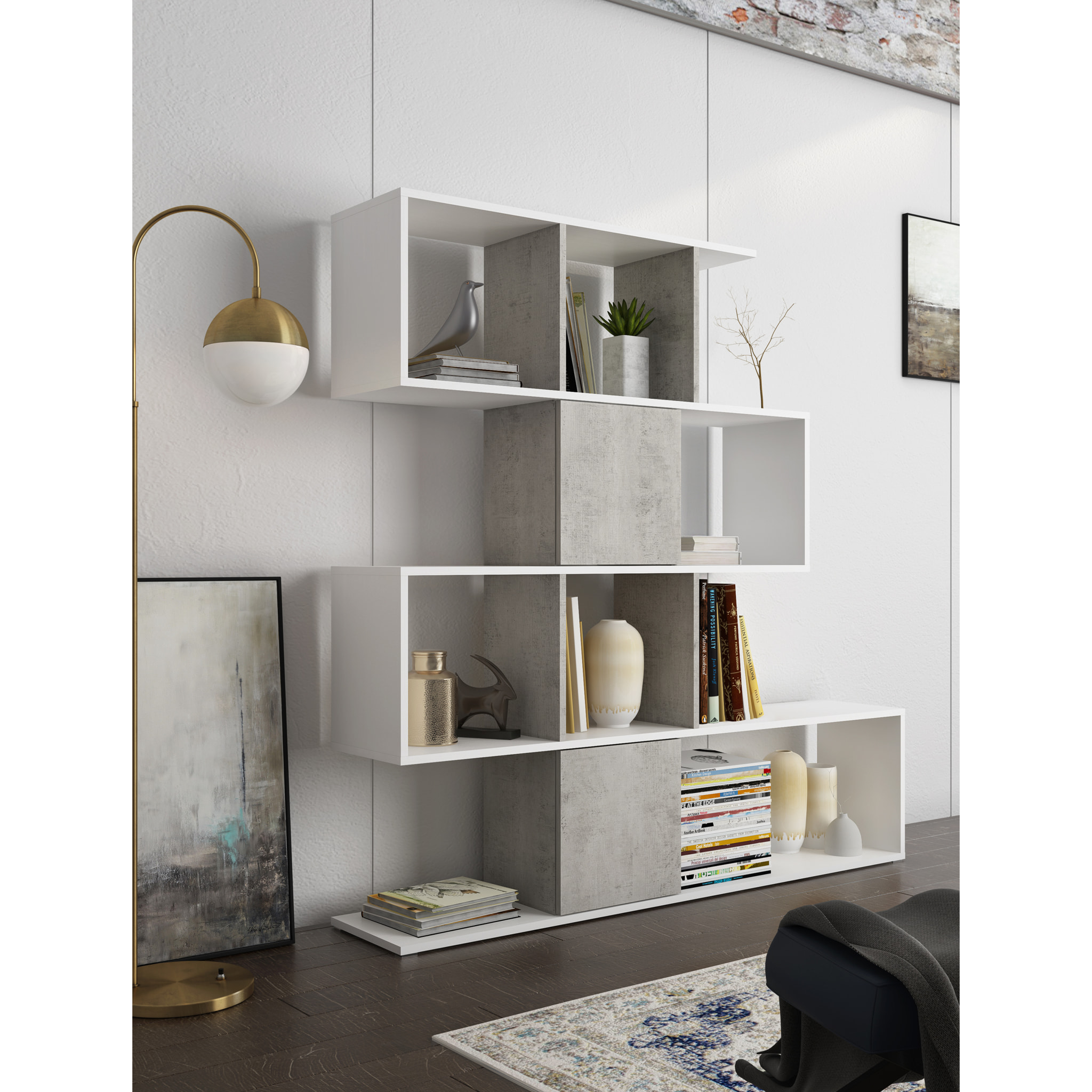 Libreria Moderna Asimmetrica Porta Libri Mensole Ripiani Design Bifacciale Con Vani Aperti e Chiusi 145 x 27,8 x 142 Cm Bianco e Grigio Cemento