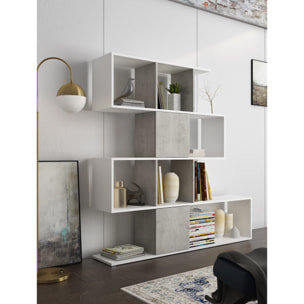 Libreria Moderna Asimmetrica Porta Libri Mensole Ripiani Design Bifacciale Con Vani Aperti e Chiusi 145 x 27,8 x 142 Cm Bianco e Grigio Cemento