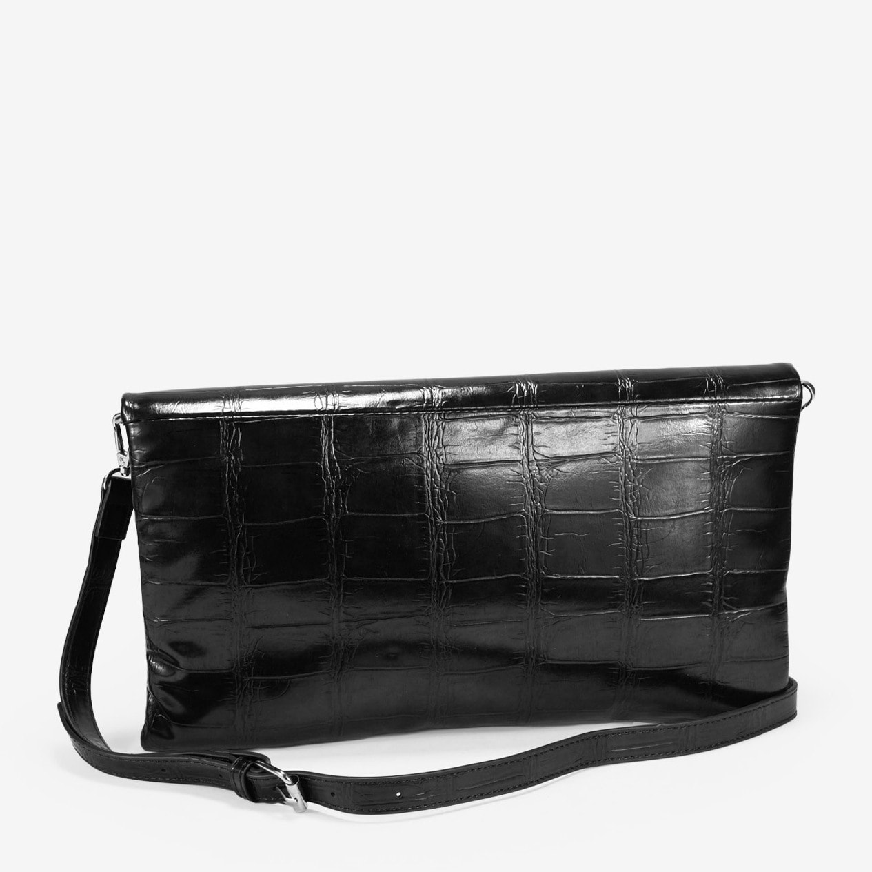 Bolso de mano negro efecto cocodrilo