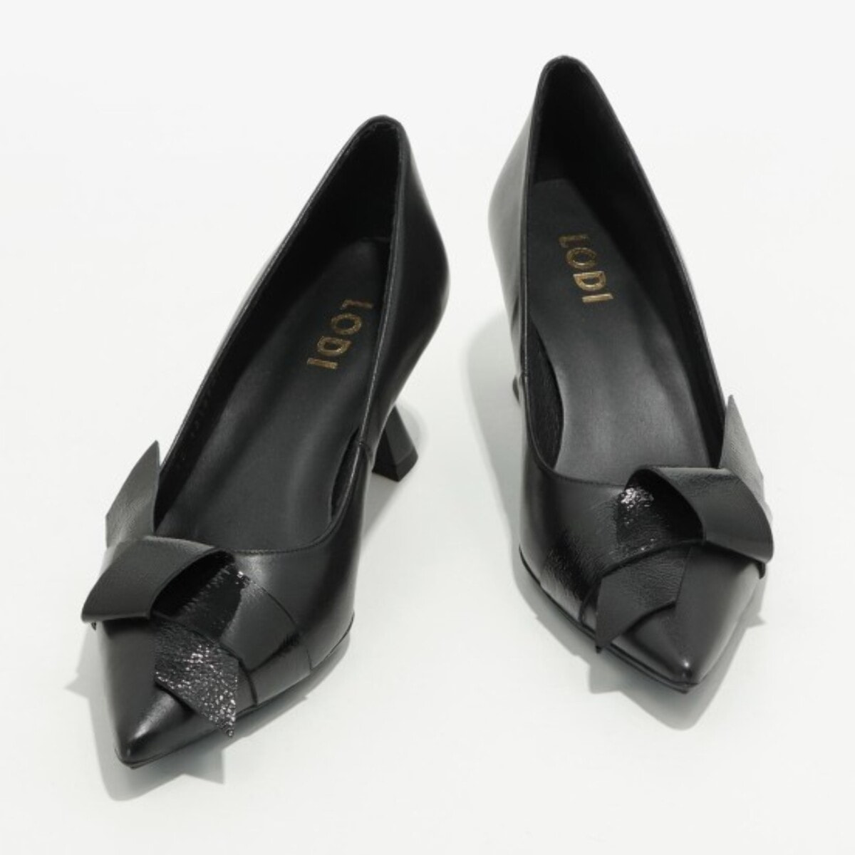 ZAPATOS DE SALÓN NEGROS KADIL