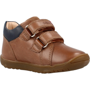 Zapatillas Niño de la marca GEOX  modelo B254NB 0CL22 MARRON