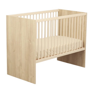 Lit bébé 120x60 à barreaux avec têtes en panneaux