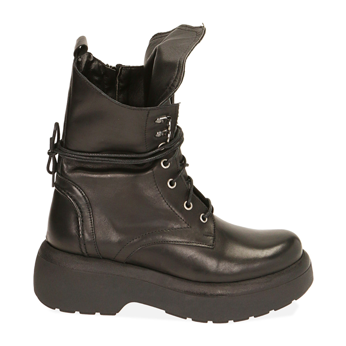 Anfibi neri in pelle, tacco 6 cm