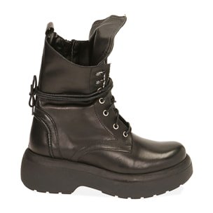 Anfibi neri in pelle, tacco 6 cm