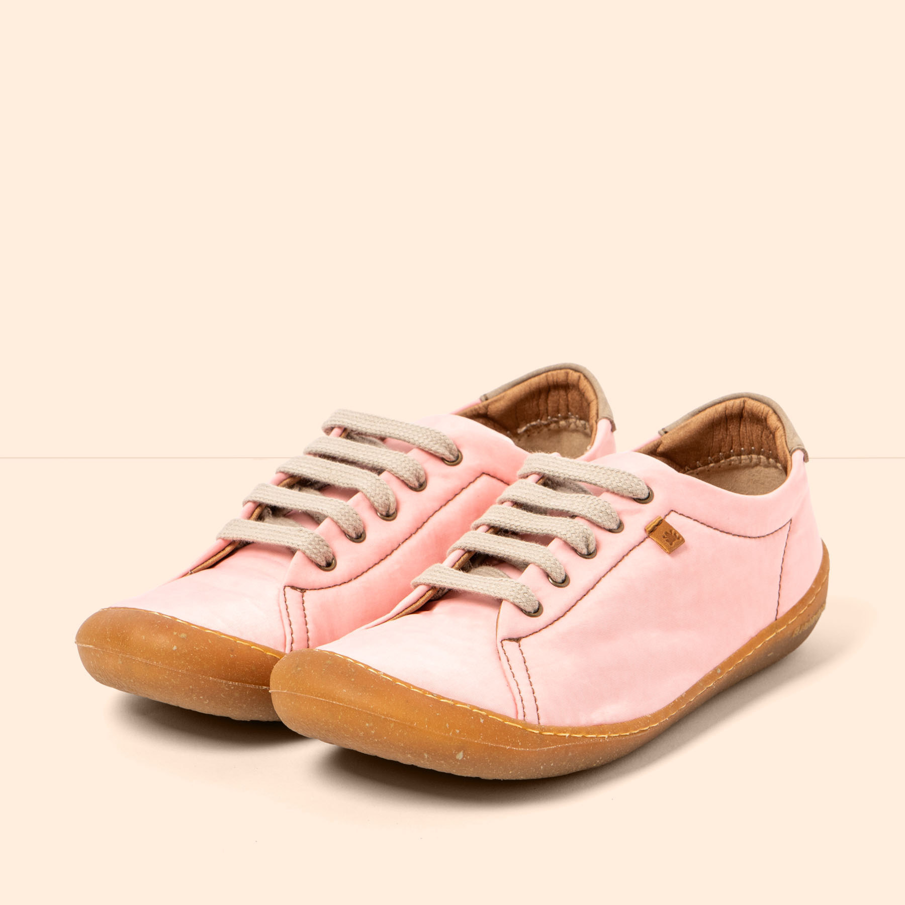 Zapatos N5767A WASHED NYLON CANDY/PAWIKAN color Candy