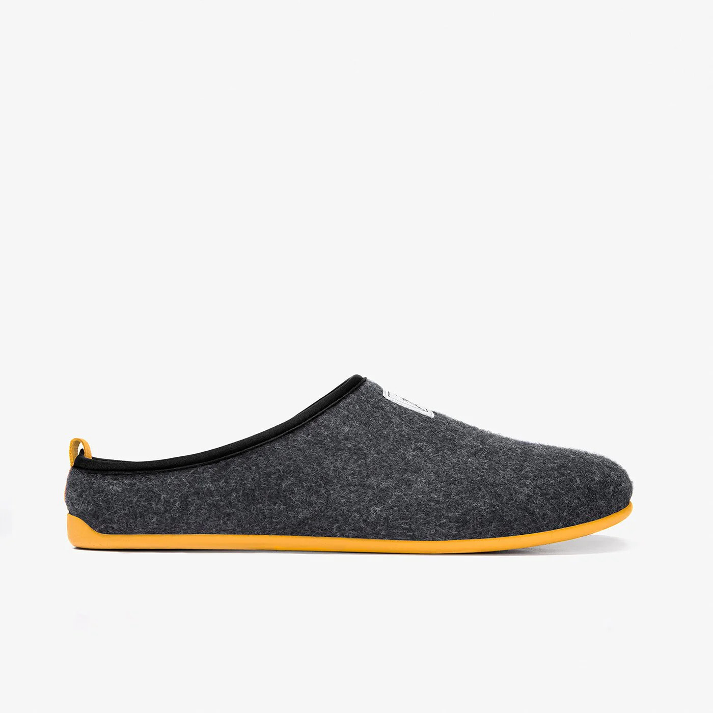 Zapatillas de Casa Mercredy Slipper Negro / Amarillo D.Franklin