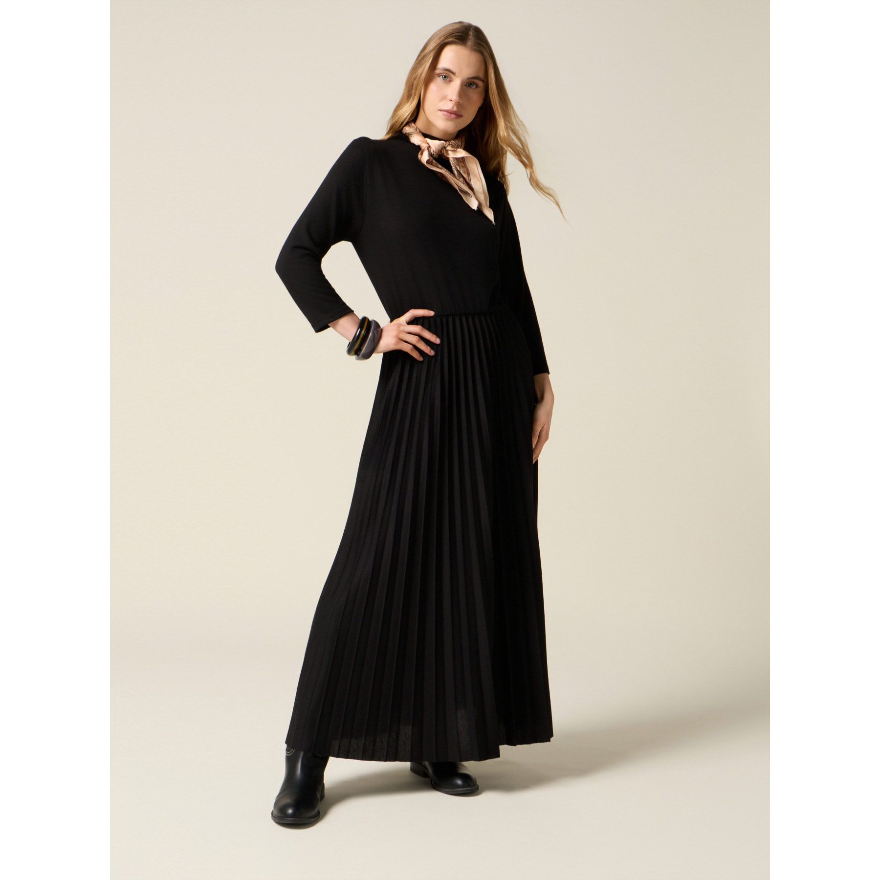 Oltre - Vestido flare mezcla viscosa con broche - Negro