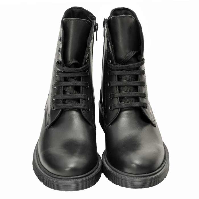 Anfibi in vera pelle con stringhe e lampo laterale