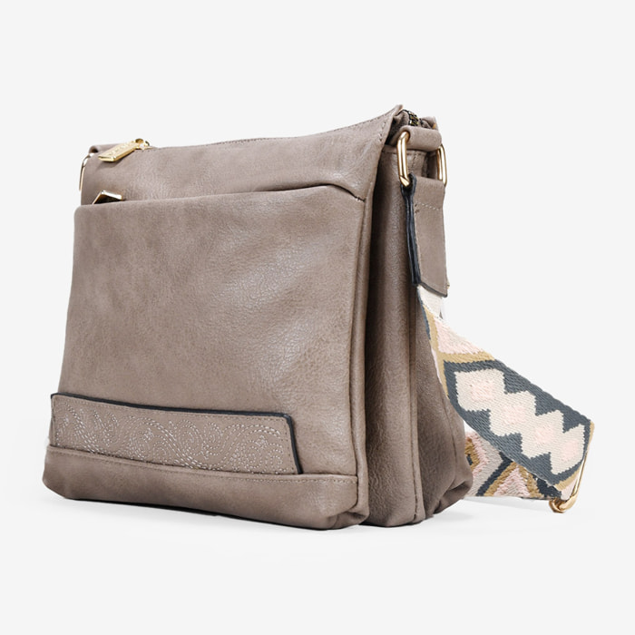 Bolso bandolera taupe con asa étnica