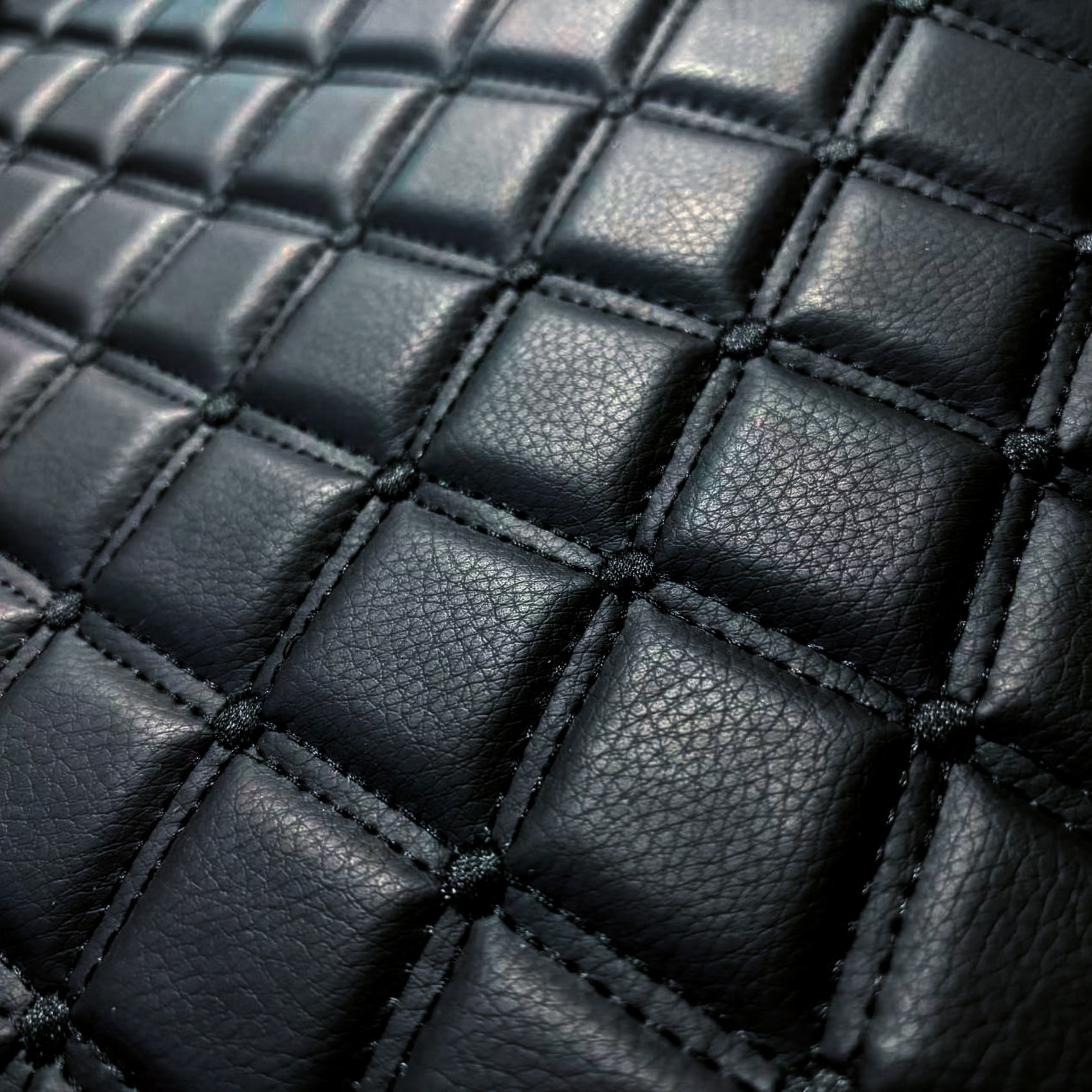 Tissu en cuir synthétique matelassé - Noir