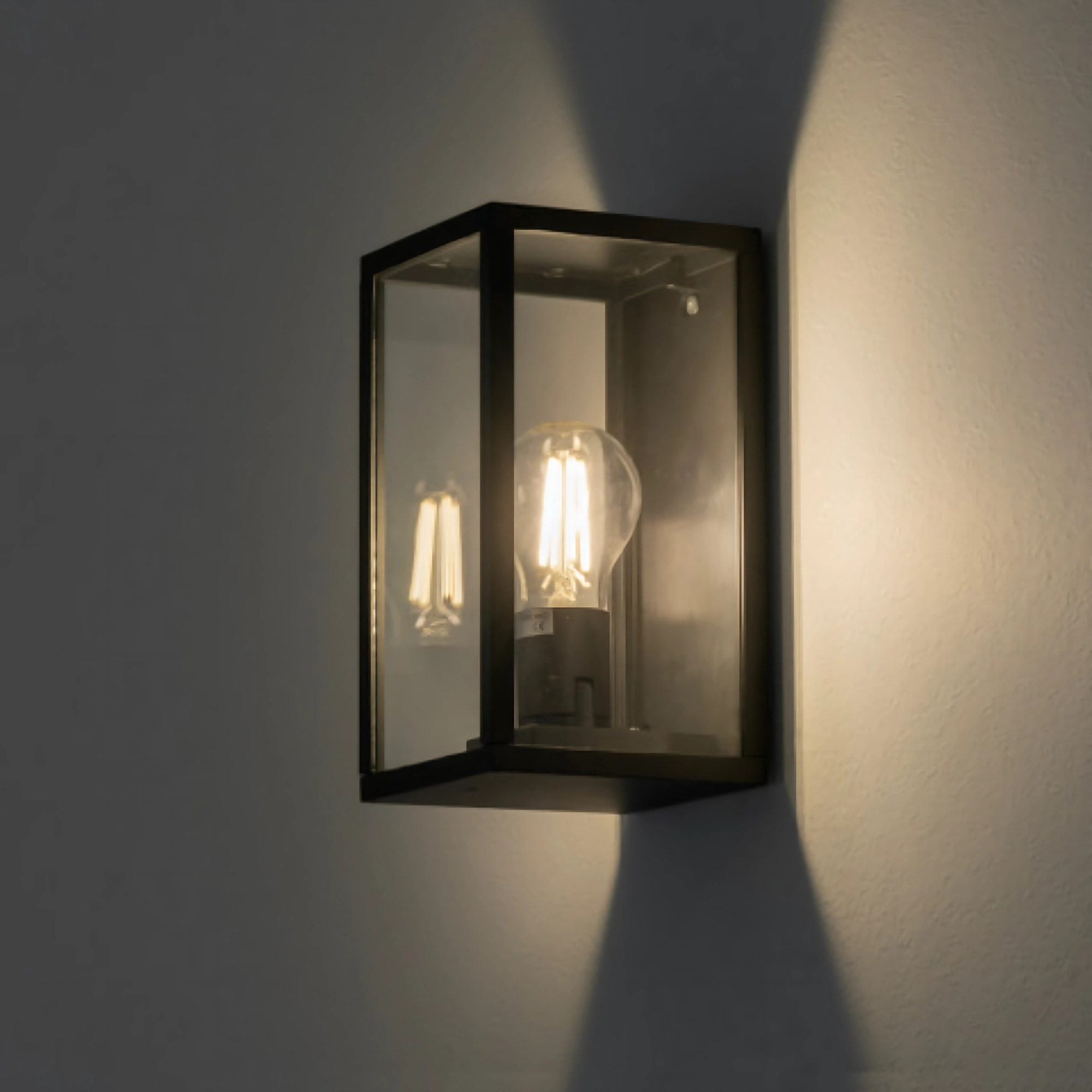 FORLIGHT Pristol Apliqiue rectangular para bombilla E27 en color negro