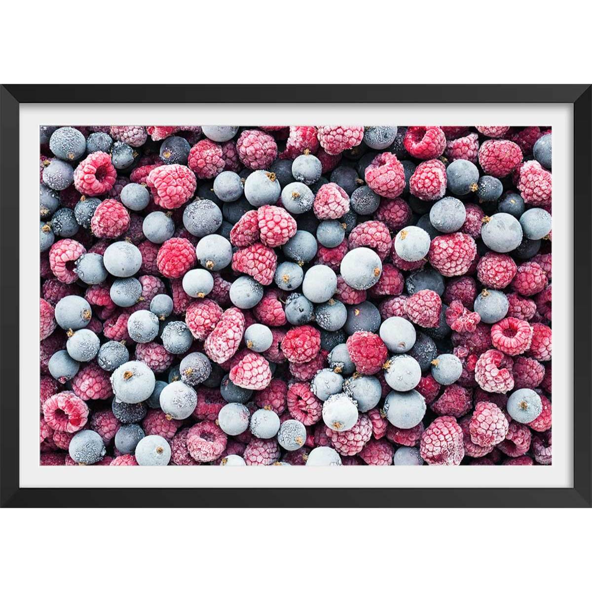 Affiche cuisine coktail de fruits rouges givrés Affiche + cadre en bois - Noir