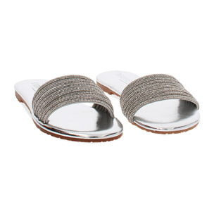 Sandalias planas plata con pedrería