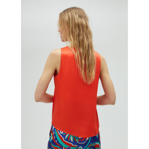 Top basic con spalline