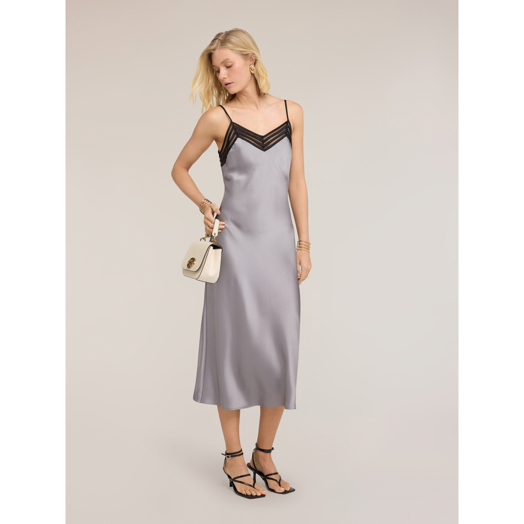 Motivi - Vestito lungo in raso con bordo in tulle - Grigio