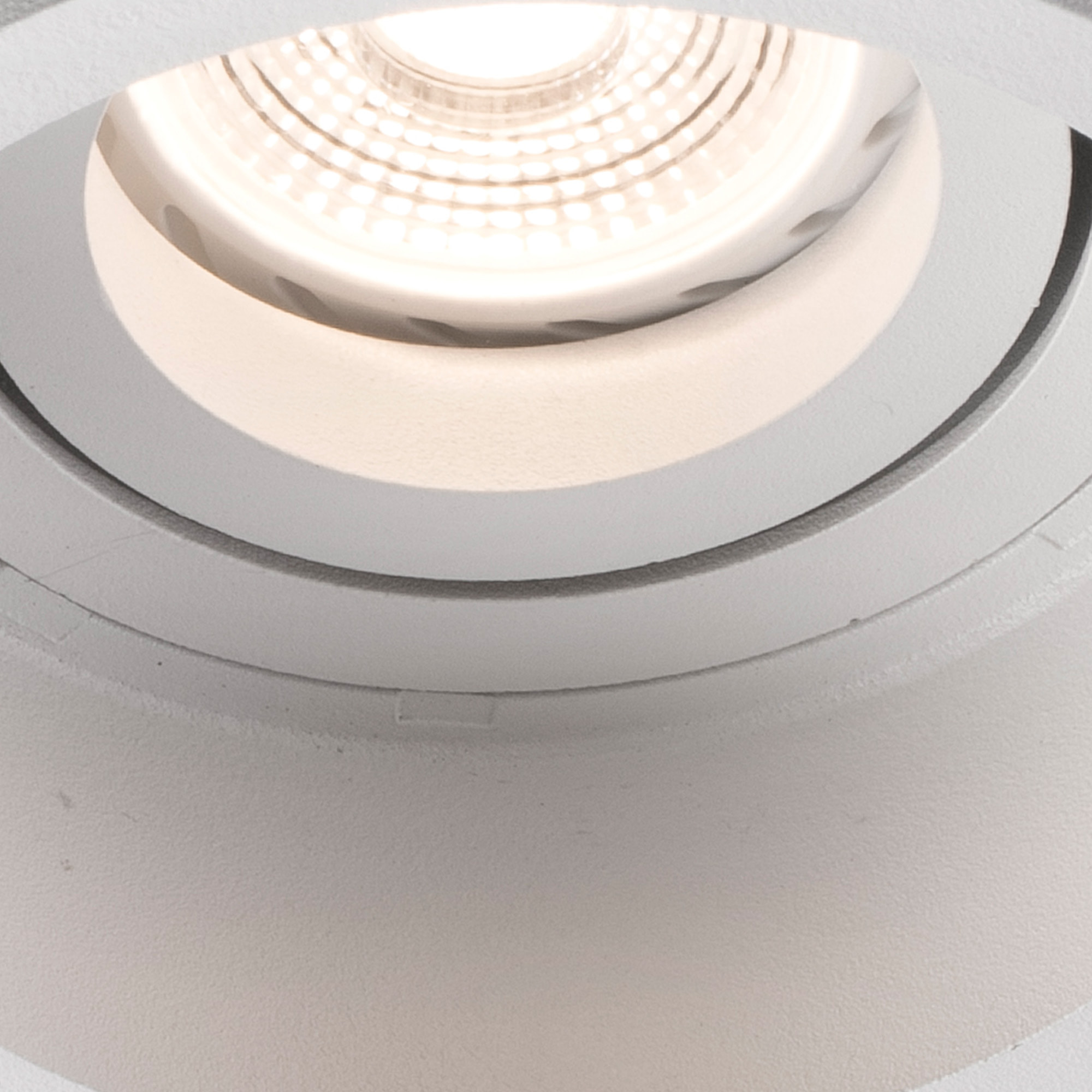 HYDE R Lampe encastrable blanche rond orientable