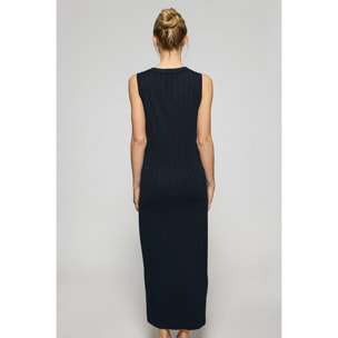 Vestido azul marino largo y acanalado con monograma bordado