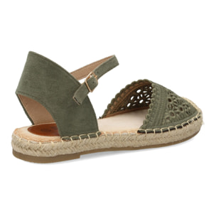 Alpargata plana mujer troquelada cómoda