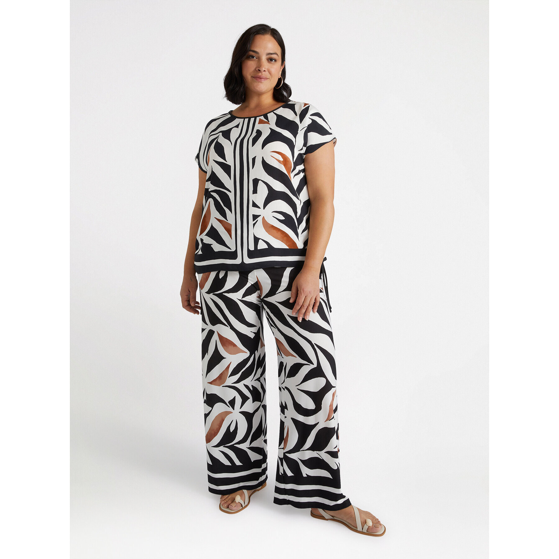 Fiorella Rubino - Pantaloni stampa foliage - Nero