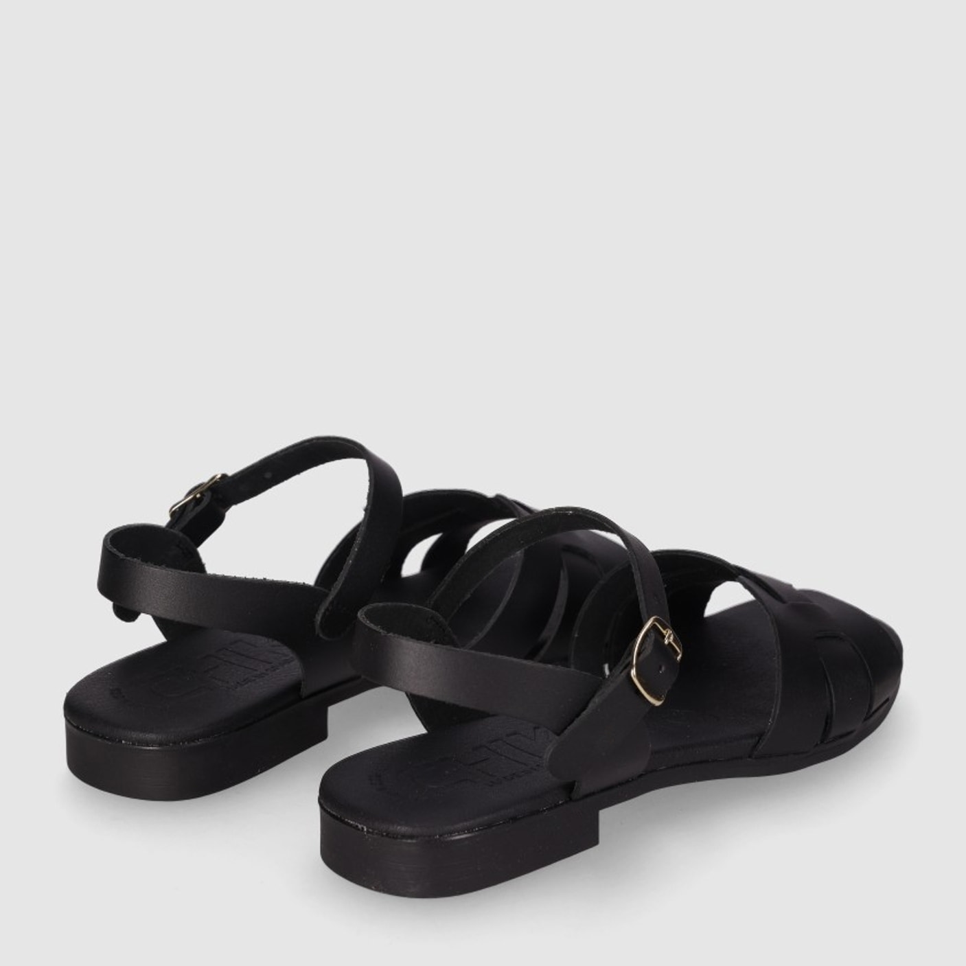 Sandalias de Piel - Negro - Tacón: Bajo