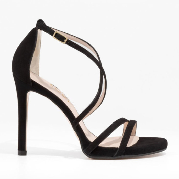 SANDALIAS NEGRAS YURIKO-X