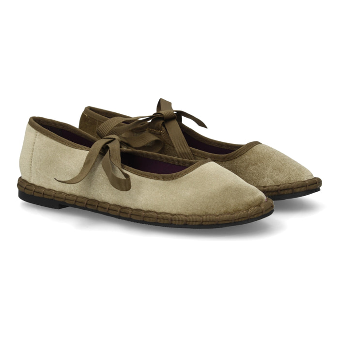 Merceditas de terciopelo con lazo