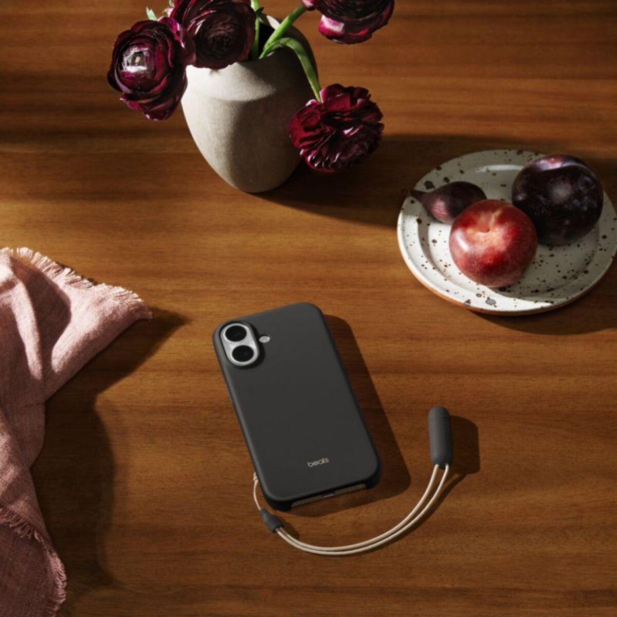 Coque BEATS iPhone 17 Magsafe stand Gris granite