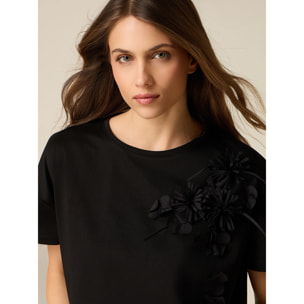 Oltre - T-shirt con applicazioni floreali - Nero