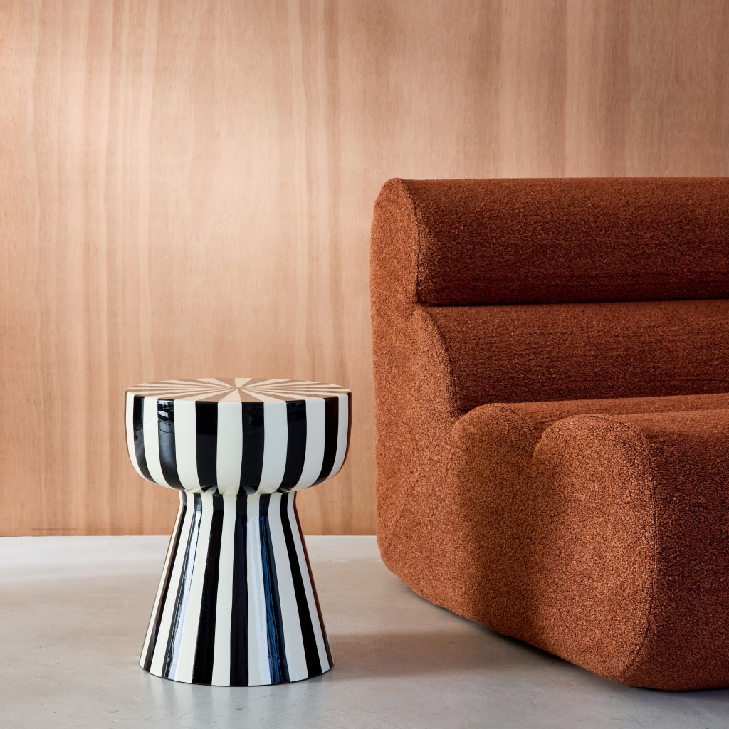 Table d'appoint, bout de canapé, table de chevet, acier émaillé rayures bicolores Ø34 x H41cm ZIGGY