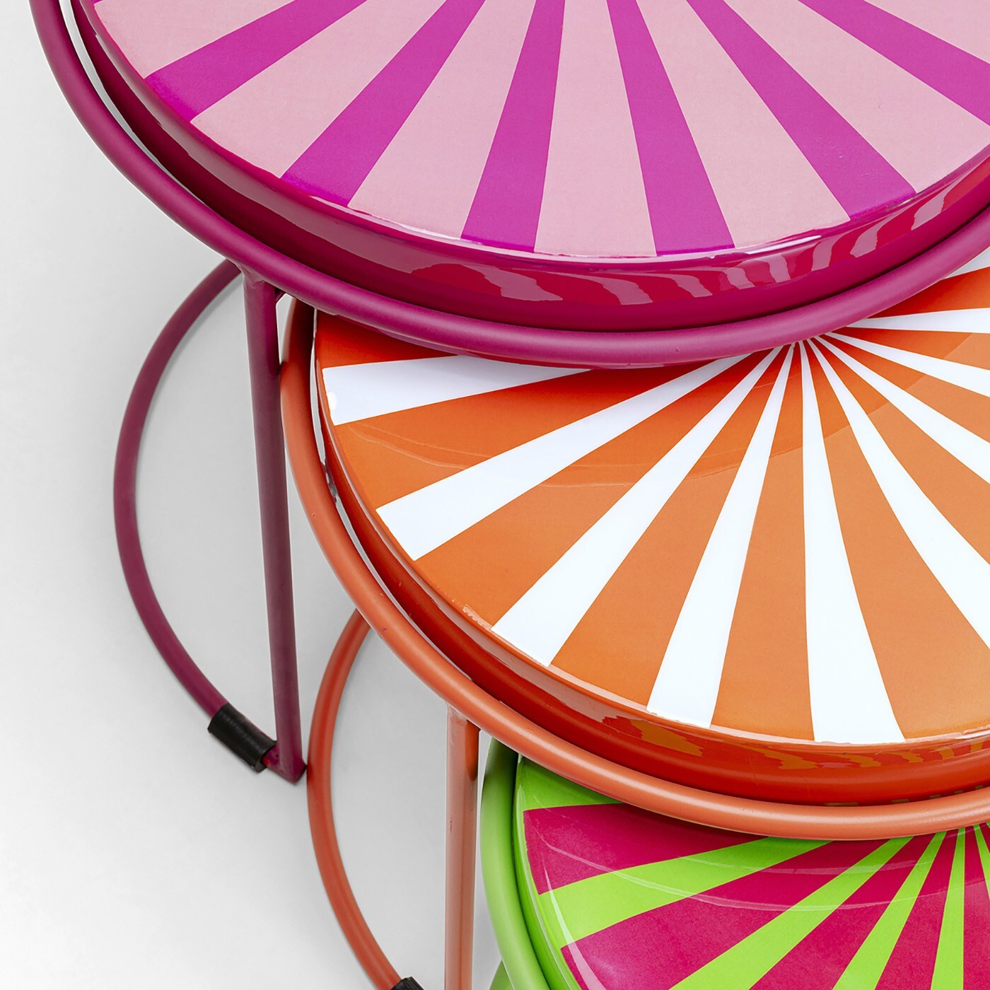 Tables d'appoint Good Vibes set de 3 Kare Design