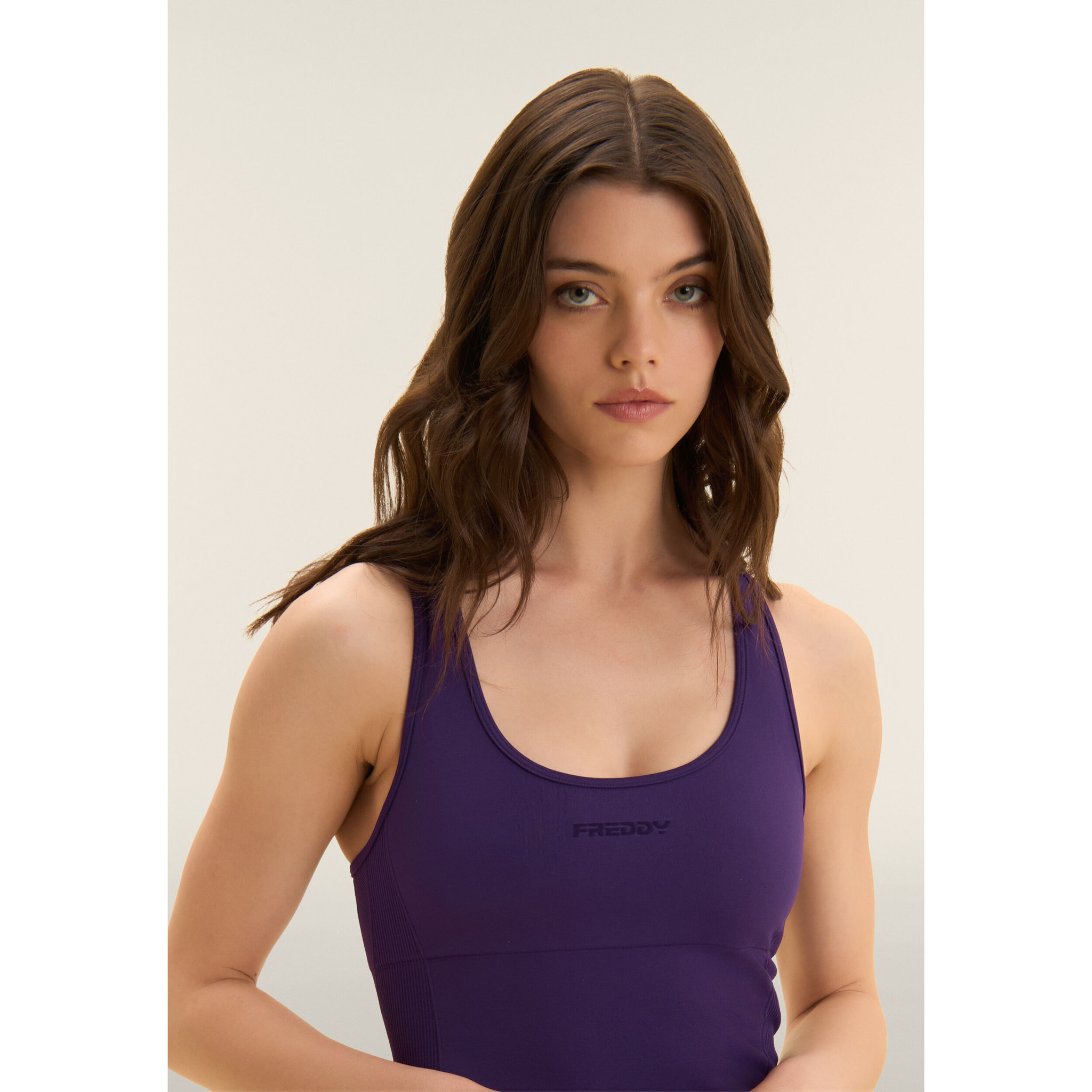 Tuta Jumpsuit Seamless Short con cut-out sulla schiena