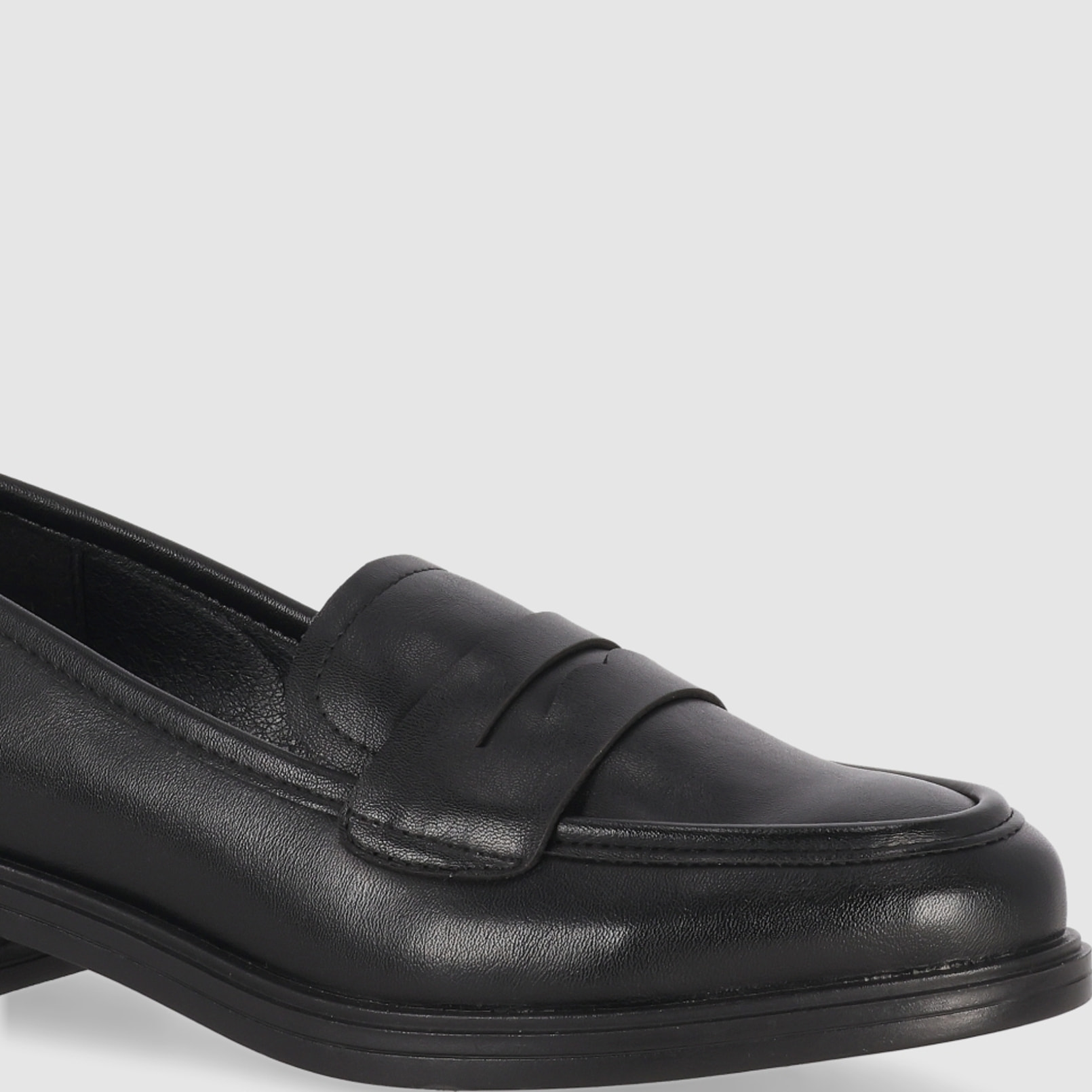 Zapatos - Negro - Tacón: Bajo