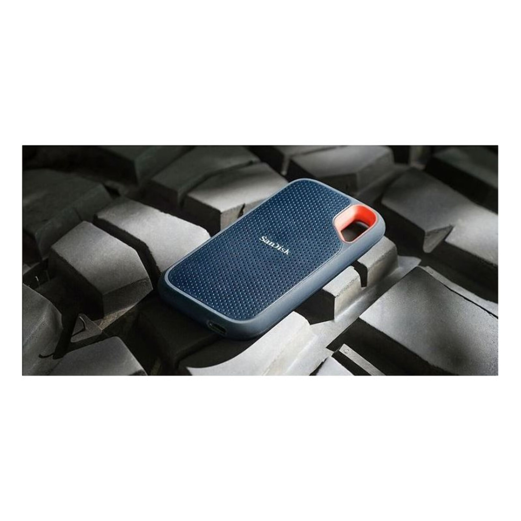 Disque SSD externe SANDISK Extreme 1To noir et rouge