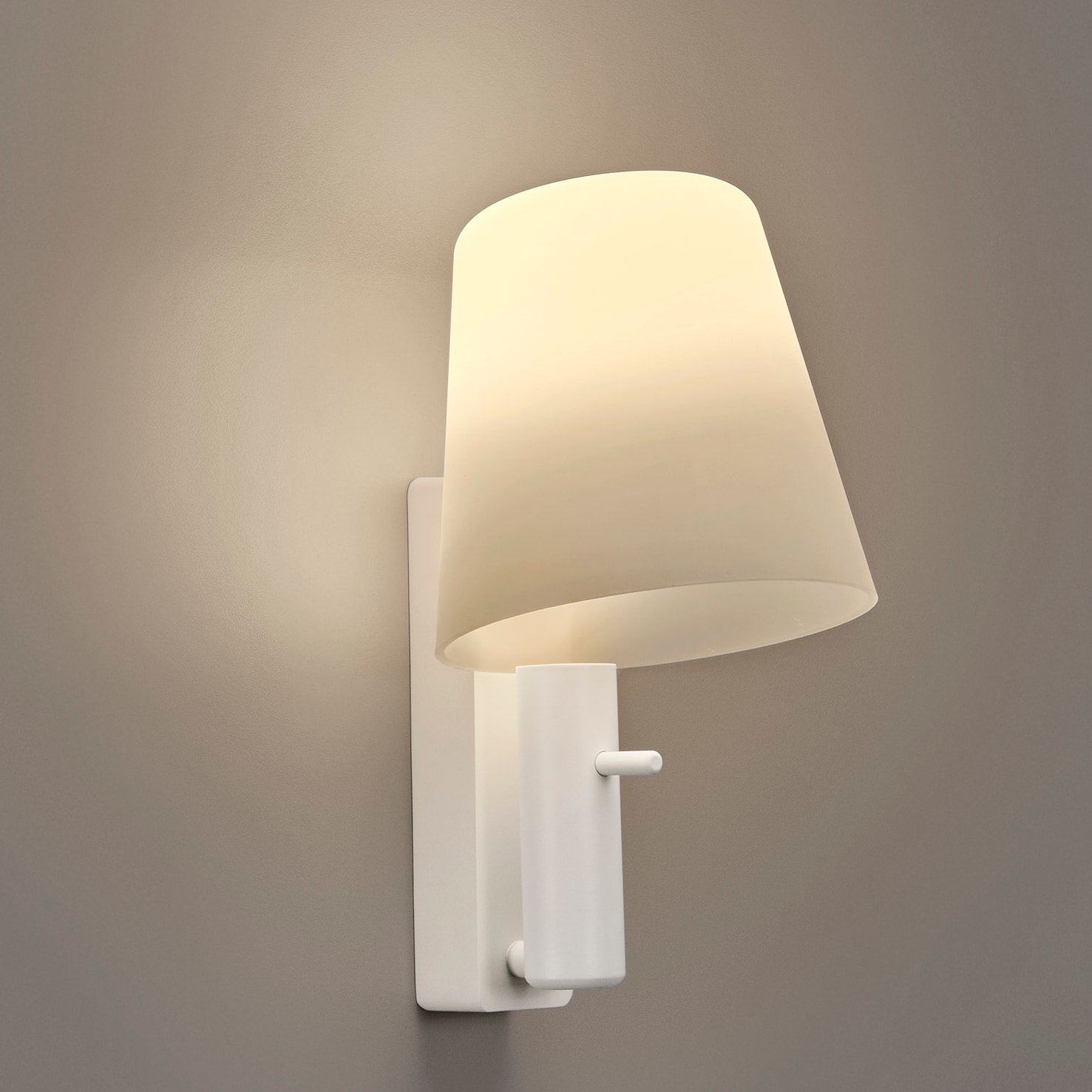 LEDS C4 Aplique Read Me Led 4.8W Blanco Cálido - 3000K On-Off Blanco 388Lm