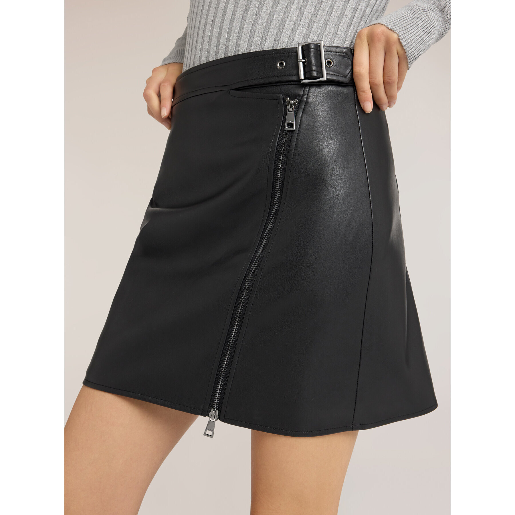 Motivi - Minifalda biker con cremallera - Negro